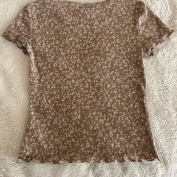 Brown Floral Ribbed Top - Picture 2 of 4